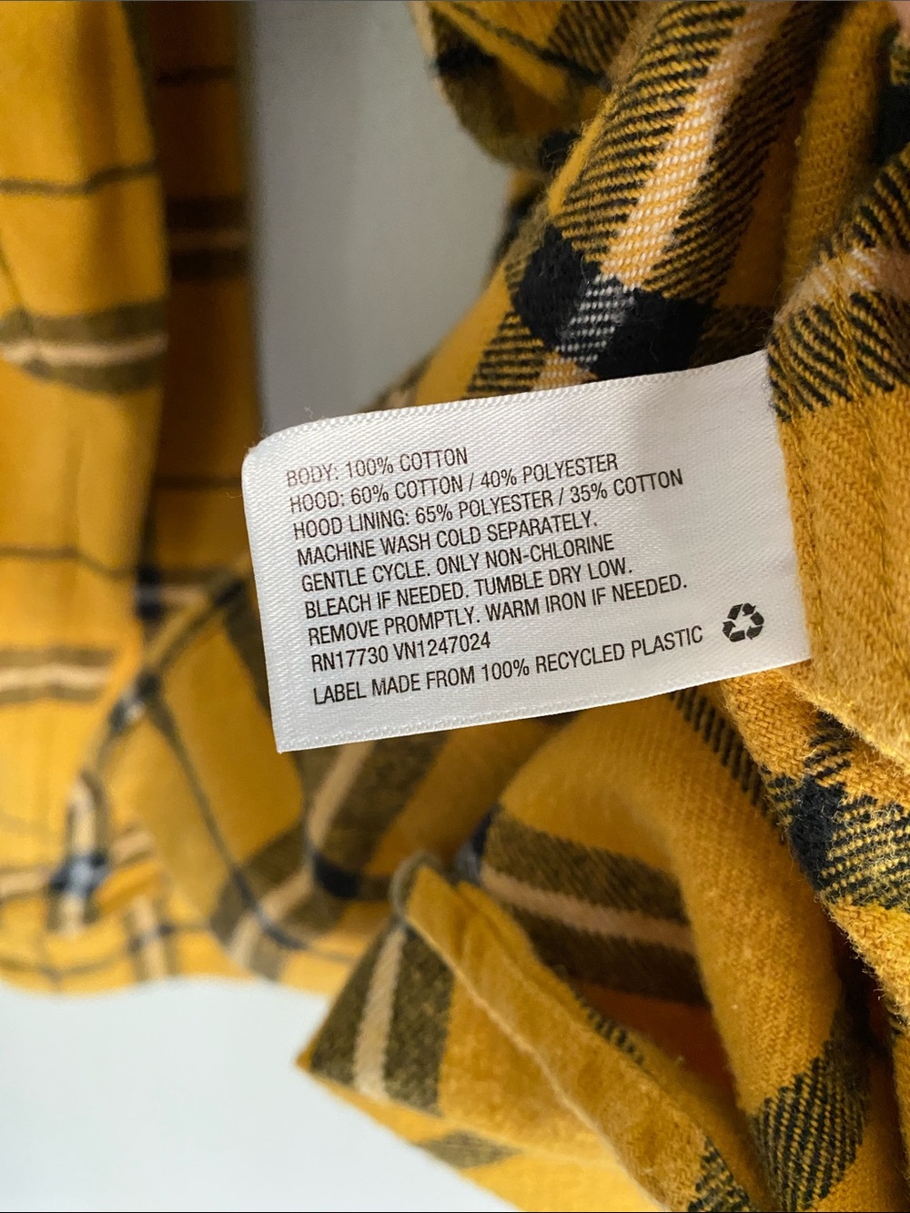 Original Use Yellow and Black Plaid Button-Up Shirt - Picture 4 of 4